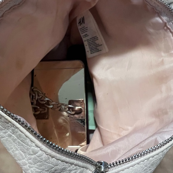 H&M stylish cream cluth - Picture 2 of 5
